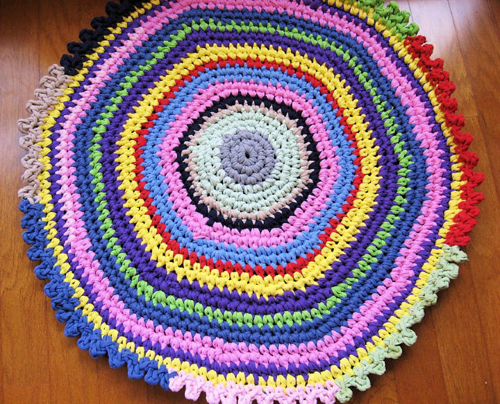 How to Crochet a Circle Rug | Crochet Circle Rug Patterns